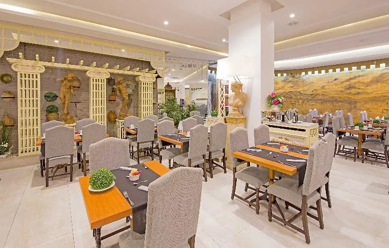Sercotel Hotel President Фигерас
