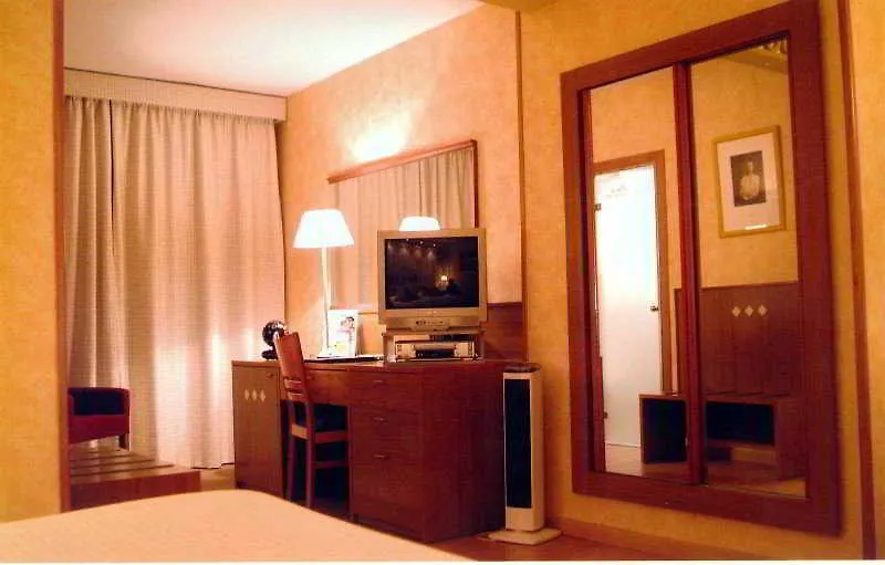 Sercotel Hotel President フィゲラス スペイン