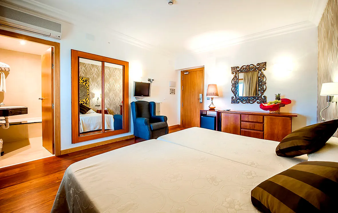 Sercotel Hotel President フィゲラス 4*,  スペイン