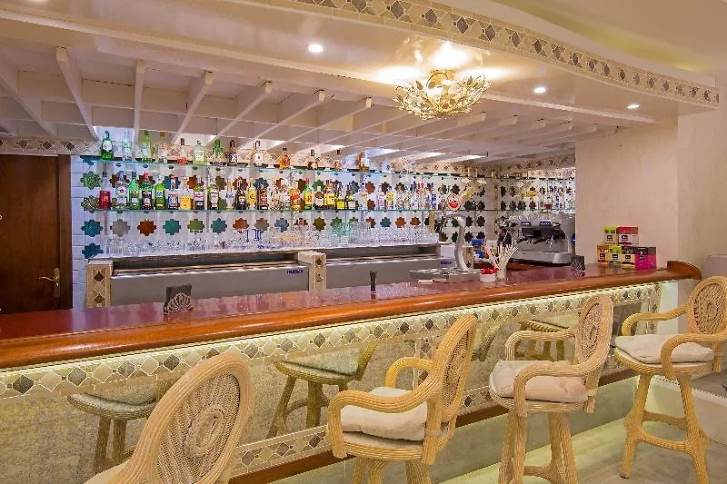 Sercotel Hotel President フィゲラス